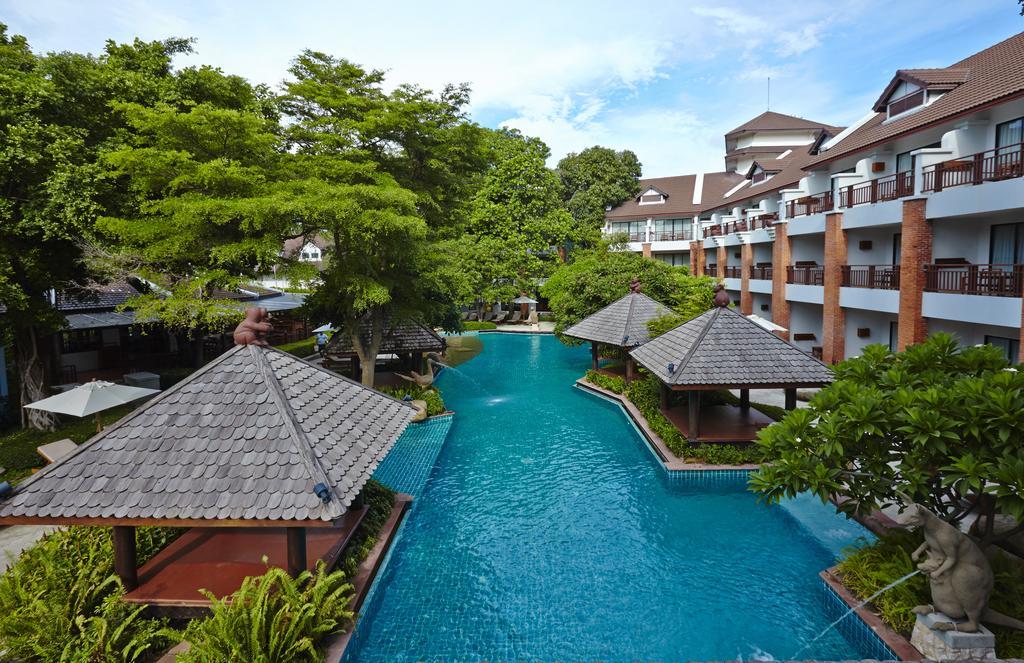 Woodlands hotel y Resort Pattaya Exterior foto